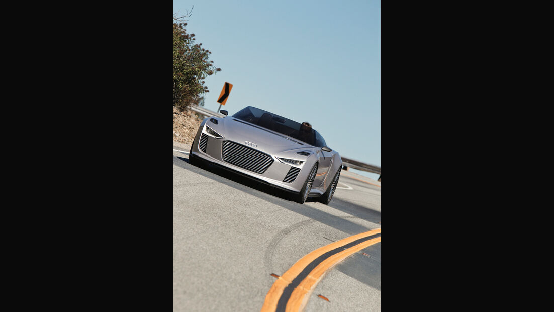 Audi e-tron Spyder, Front
