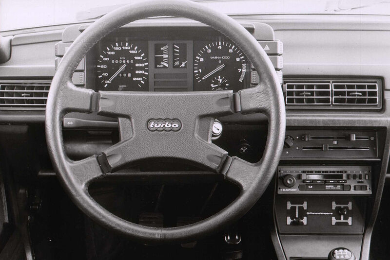 Audi quattro, Front, Kühlergrill