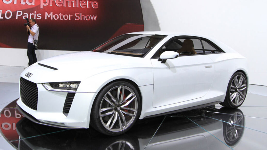 Audi quattro concept Paris 2010