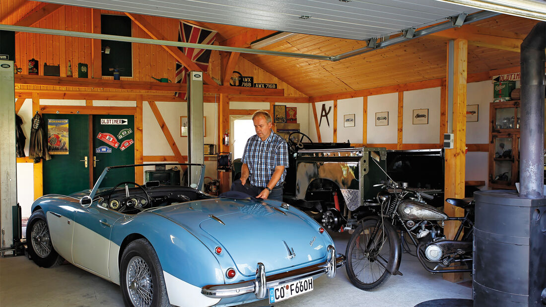 Austin-Healey 100/6 BN6, Garage