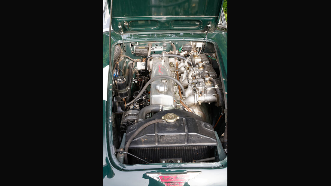 Austin-Healey 3000, Motor
