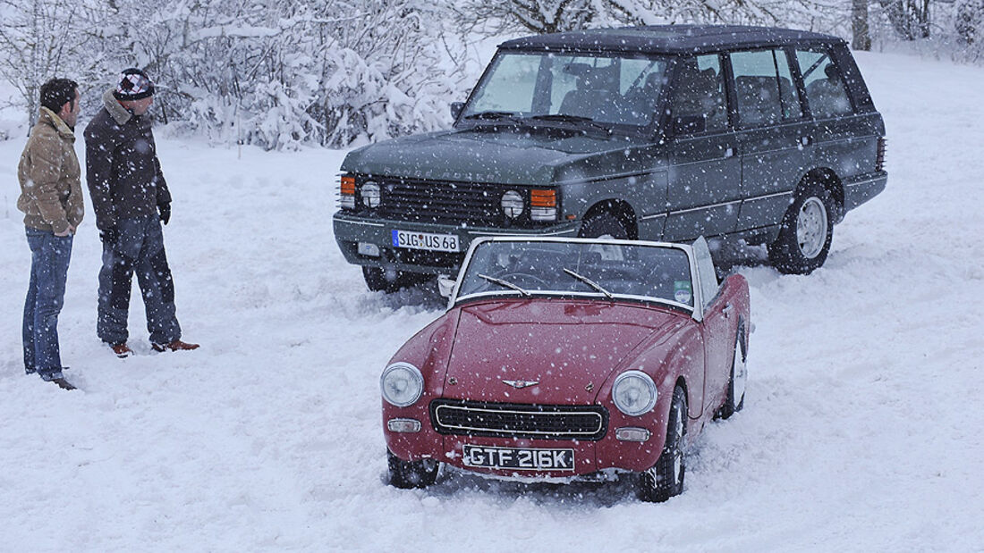 Austin Sprite und Range Rover Vogue