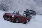 Austin Sprite und Range Rover Vogue