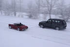 Austin Sprite und Range Rover Vogue