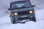 Austin Sprite und Range Rover Vogue