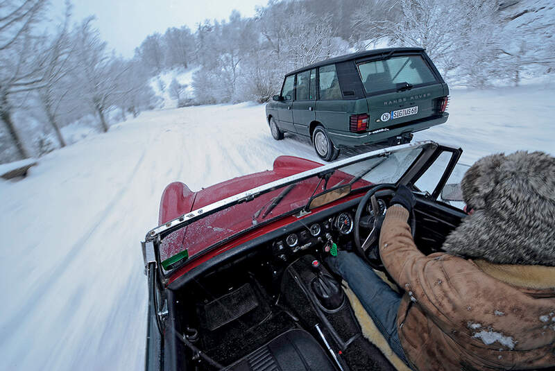 Austin Sprite und Range Rover Vogue