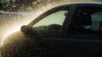 Auto Hagel Regen