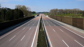 Autobahn A8