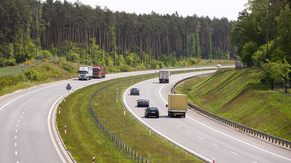 Die Wahrheit über das Tempolimit weltweit AUTO MOTOR UND SPORT