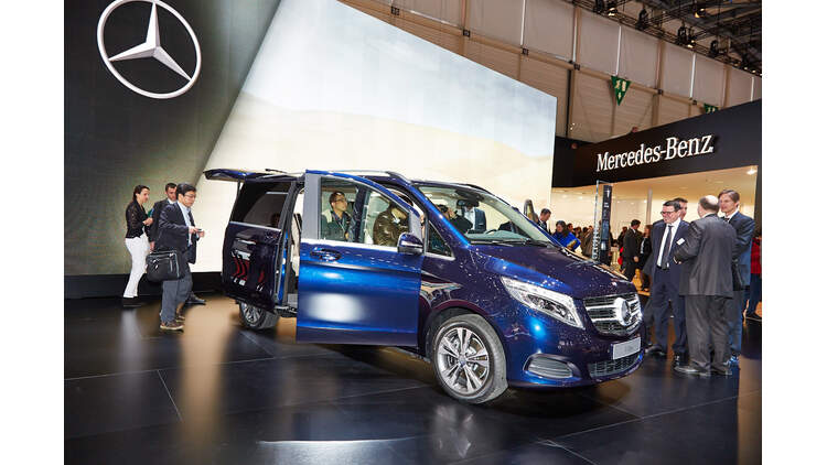 Mercedes V Klasse Auf Dem Genfer Autosalon 2014 Das Ist Der Viano Nachfolger Auto Motor Und Sport