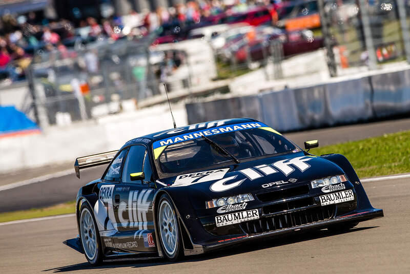 AvD Oldtimer Grand Prix 2016 Opel Calibra ITC Cliff Winkelhock