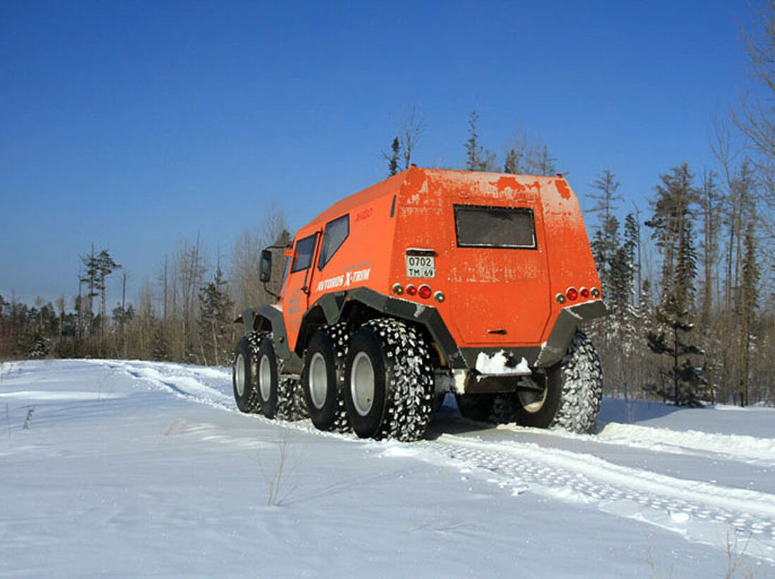 авторос шаман 8x8