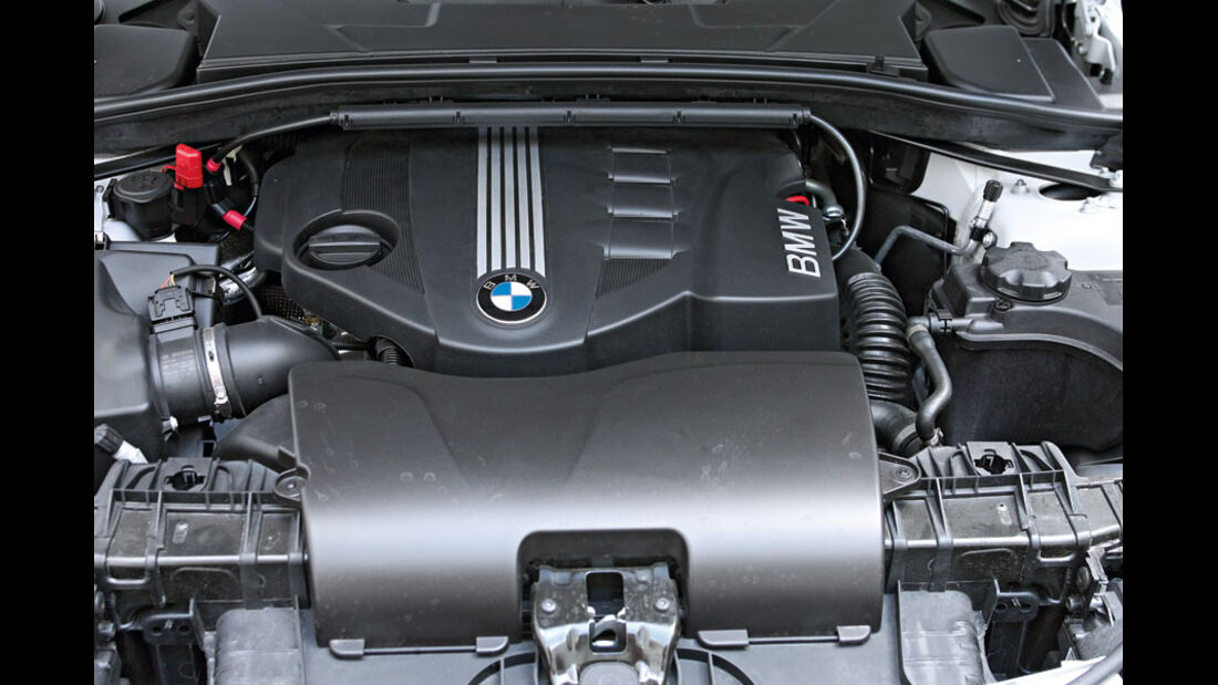 BMW 116i, Motor