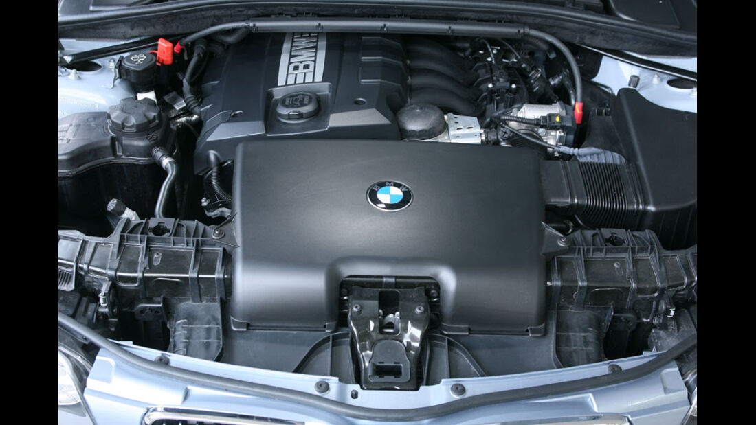 BMW 118i, Motor