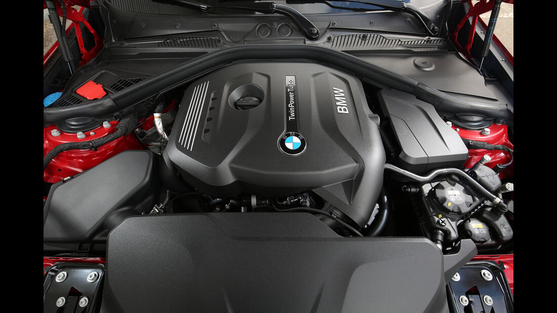 BMW 125i, Motor