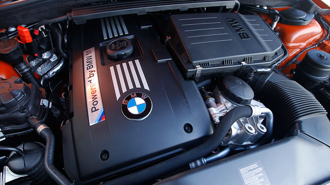 BMW 1er Coupe, Motor, Motorraum