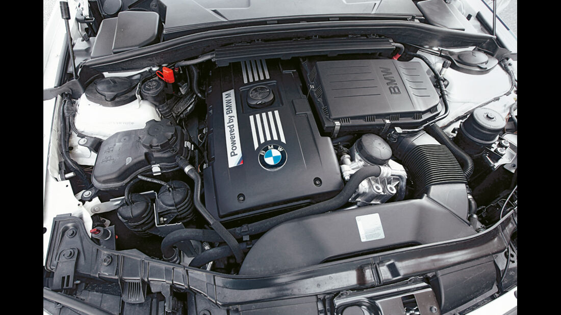 BMW 1er M Coupé, Motor