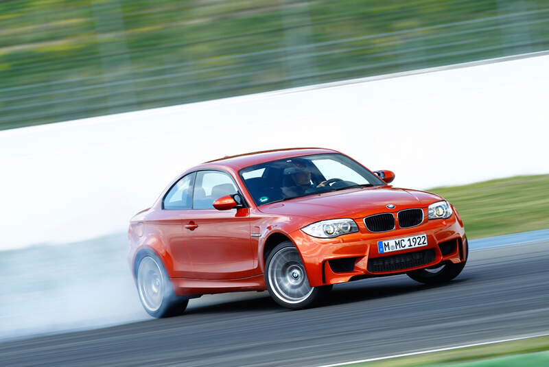 BMW 1er M Coupe, Frontansicht, Driften, Rauch