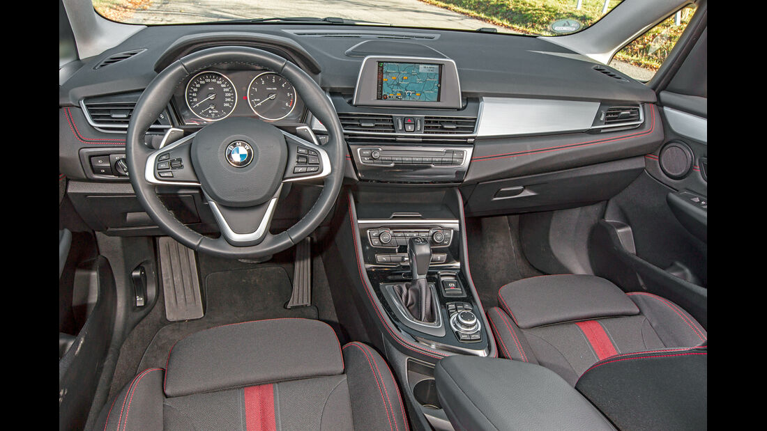 BMW 218d Active Tourer, Cockpit