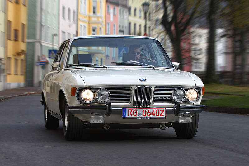 BMW 2800