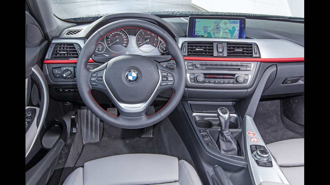 BMW 318d Touring, Cockpit, Lenkrad
