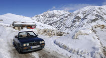 BMW 318i Cabriolet im Schnee