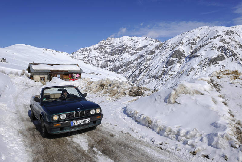 BMW 318i Cabriolet im Schnee