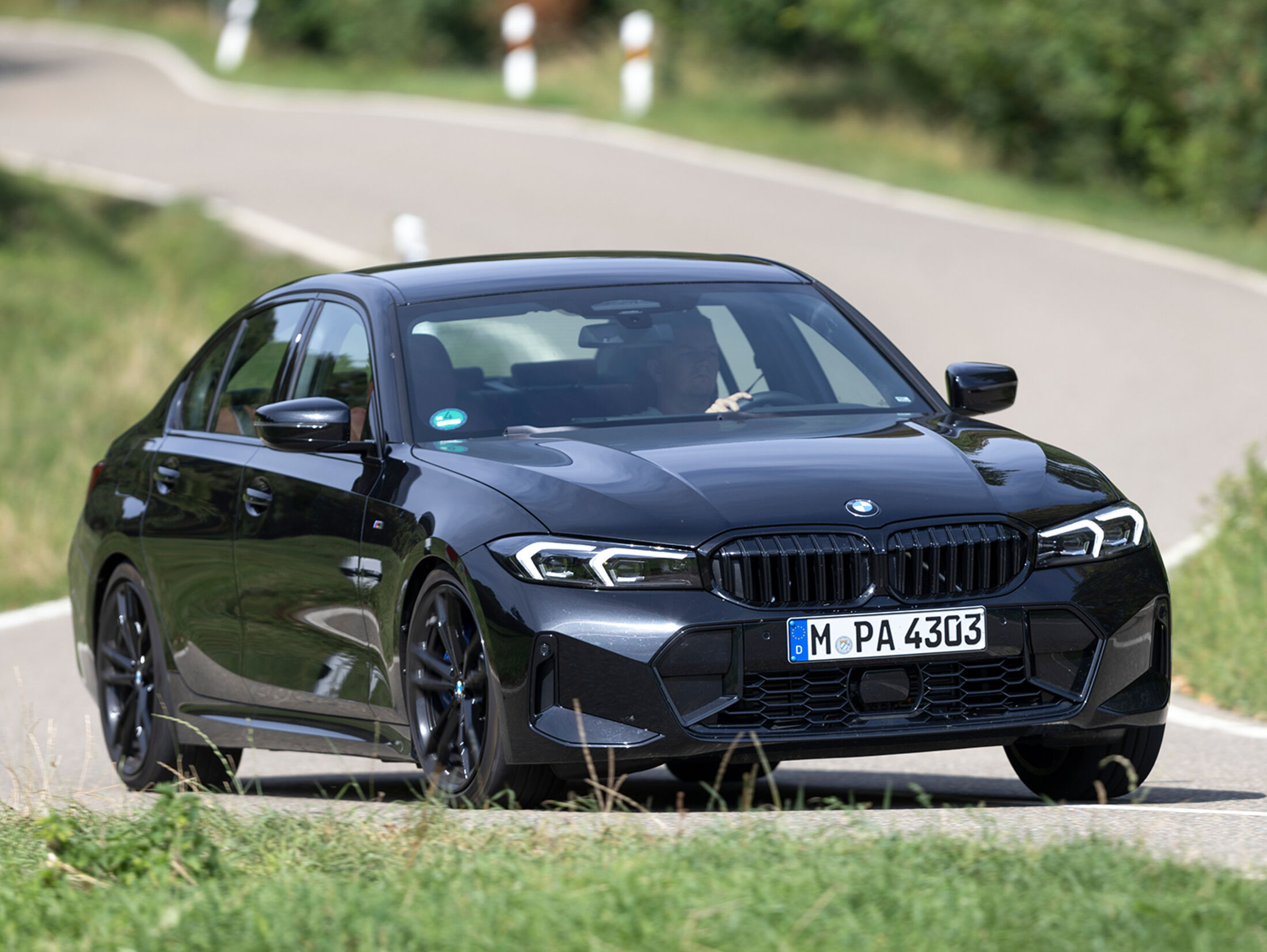 Fahrbericht BMW 3er: Wie hart ist er mit und ohne Sportpaket?