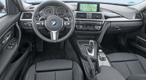 BMW 320d xDrive Touring, Cockpit