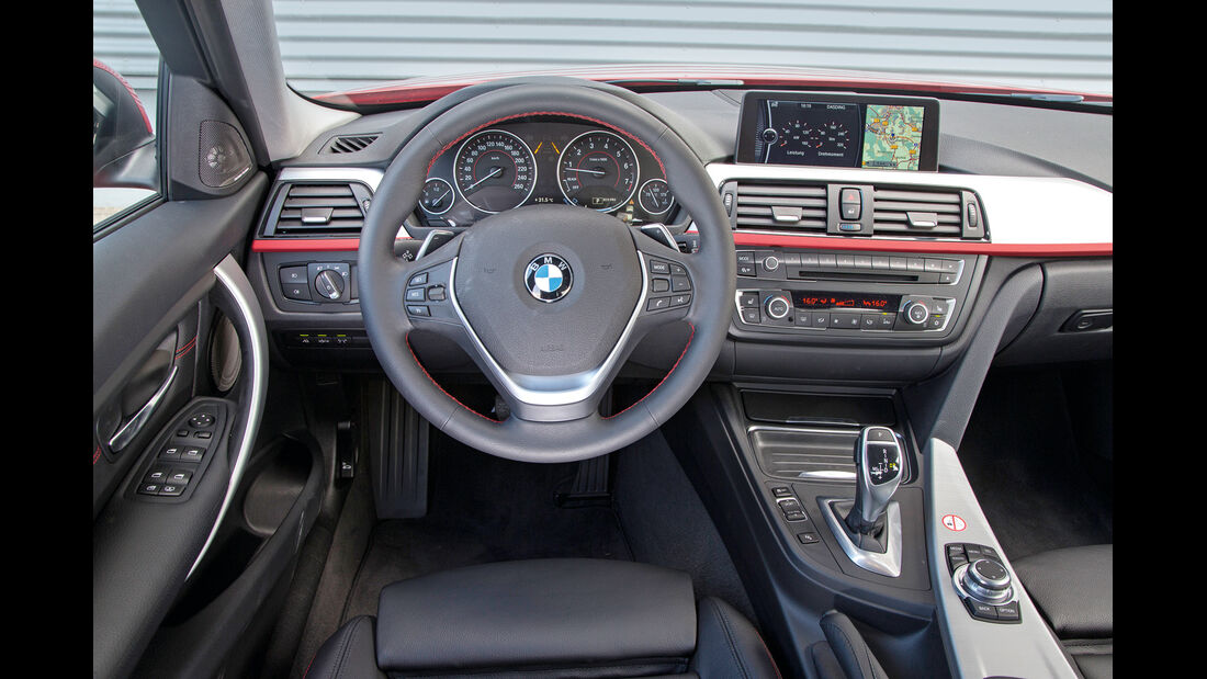 BMW 320i, Lenkrad, Cockpit