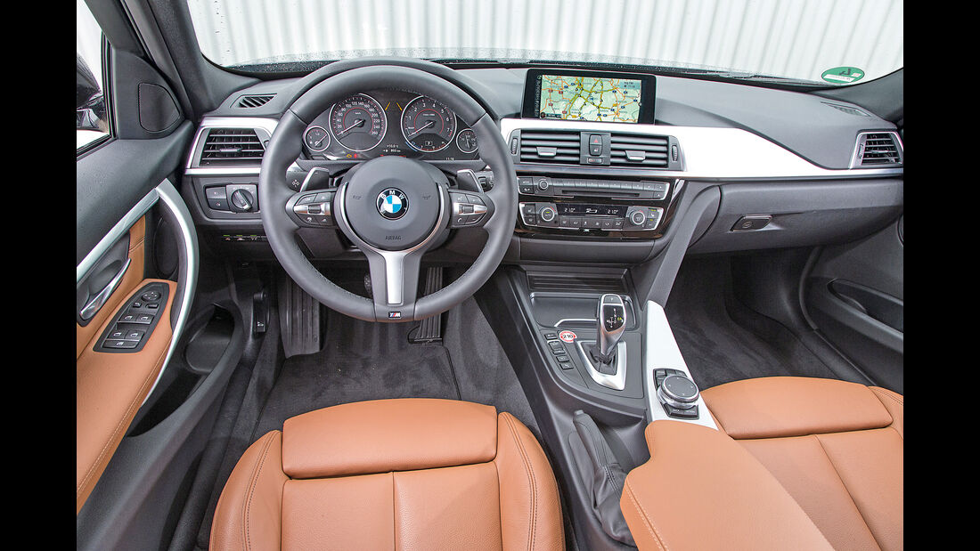 BMW 320i Touring, Cockpit