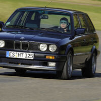 BMW 325i Touring, Front