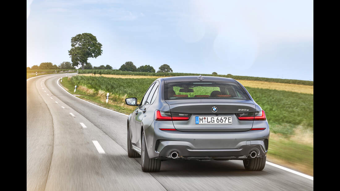 Kosten und Realverbrauch: BMW 330e M Sport | AUTO MOTOR UND SPORT