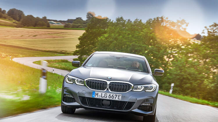 Kosten und Realverbrauch: BMW 330e M Sport | AUTO MOTOR UND SPORT
