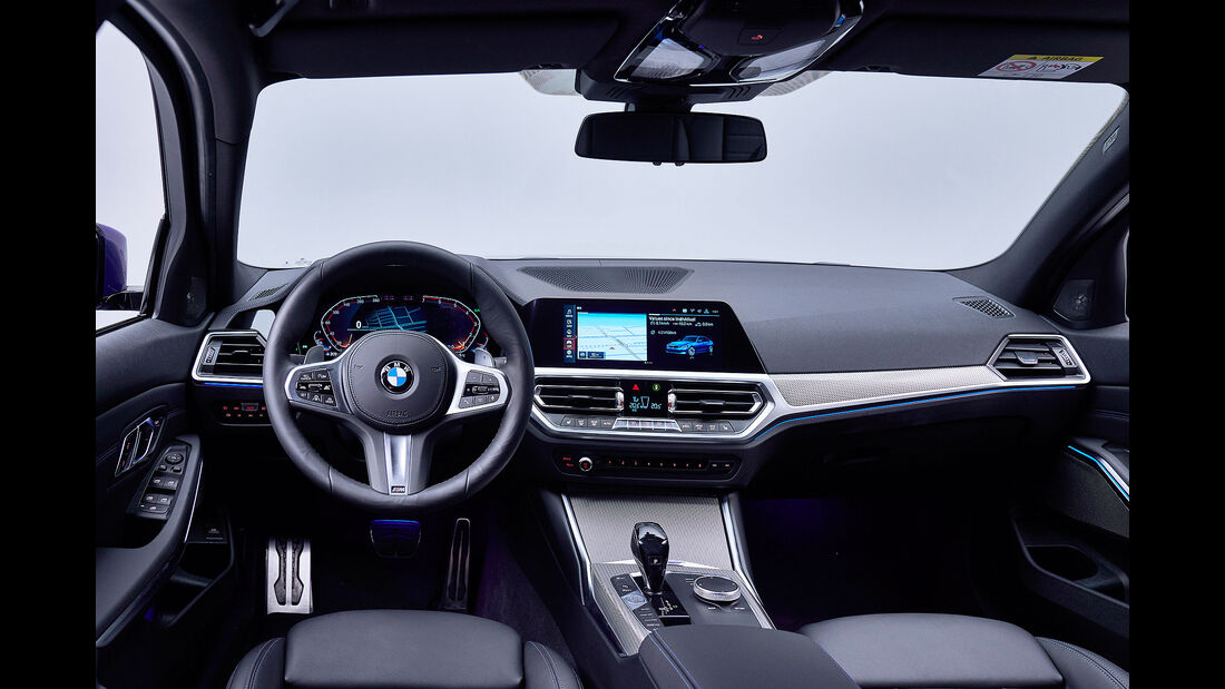 BMW 330i M Sport Limousine 3er G20 (2019) Cockpit