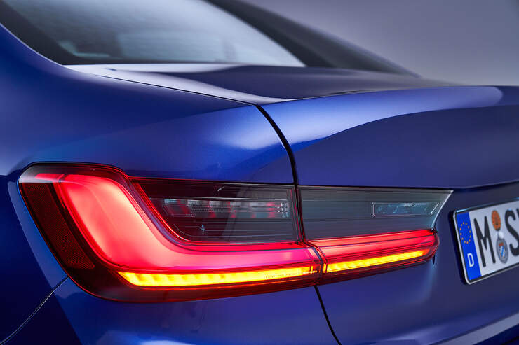 BMW-330i-M-Sport-Limousine-3er-G20-2019-Licht-fotoshowBig-dd8c534c-1192041.jpg