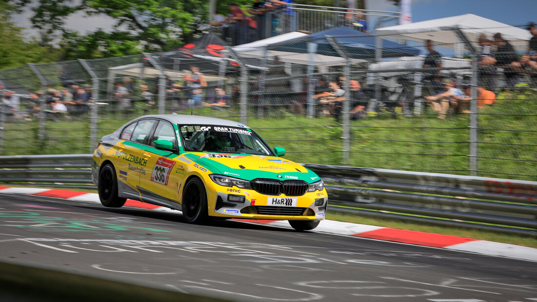 BMW 330i - Startnummer #336 - FK Performance Motorsport - Klasse VT2 Frontantrieb - 24h-Rennen Nürburgring 2022 - Nordschleife