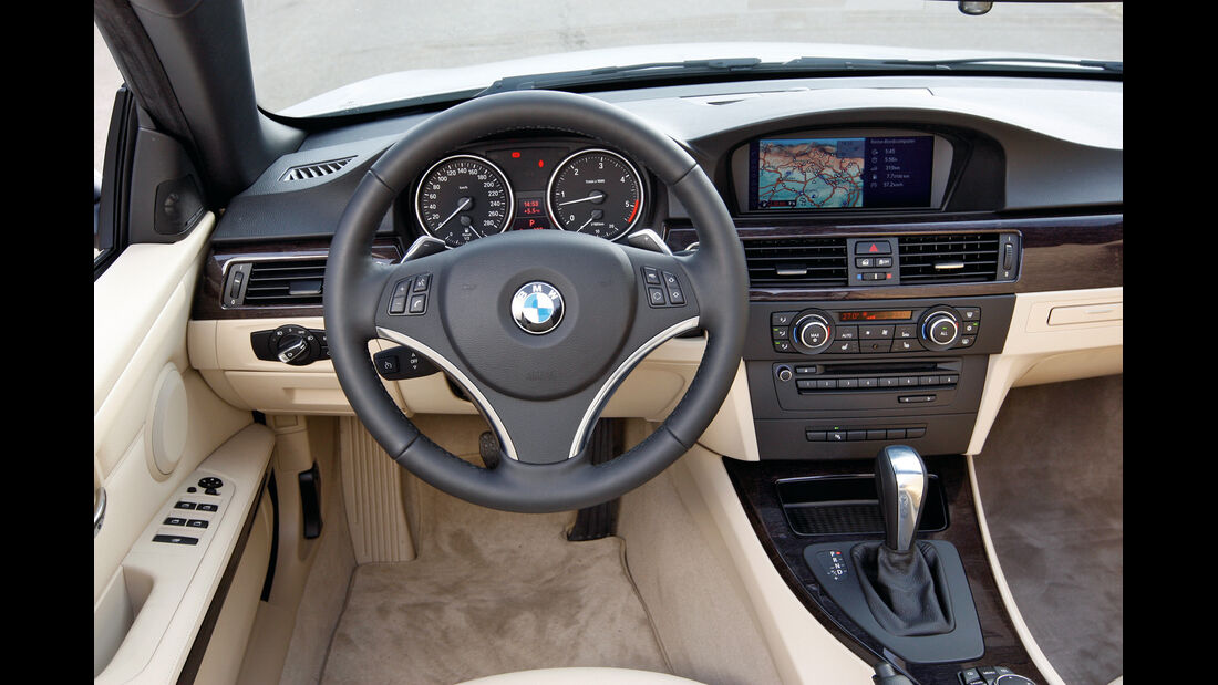 BMW 335i Cabriolet, Cockpit