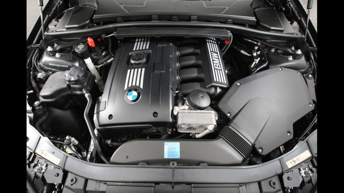 BMW 3er 330i Motor