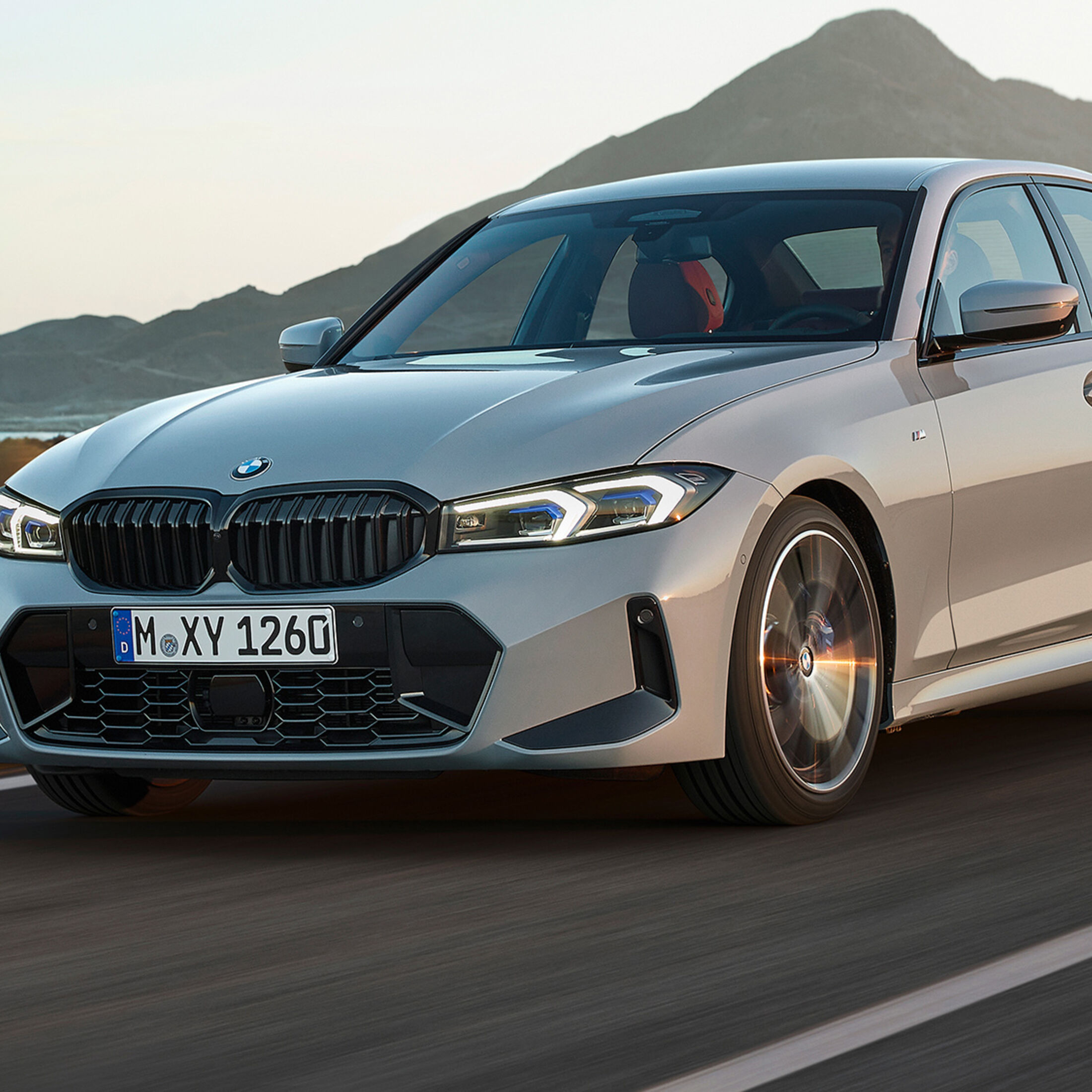 BMW 3er (2023): Facelift kommt mit neuem Interieur