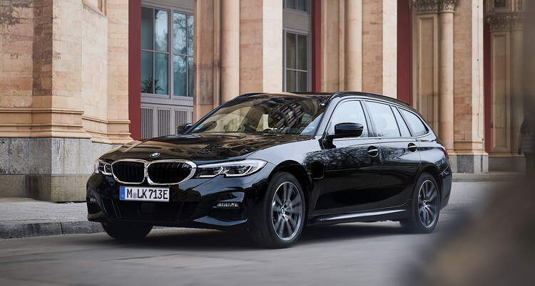 Bmw 330e touring range hotsell