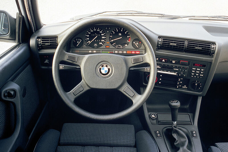 BMW 3er Touring - E30 - Armaturenbrett