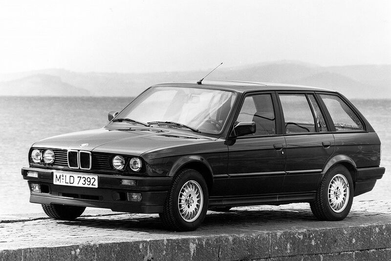 BMW 3er Touring - E30 - Frontansicht von schräg vorne