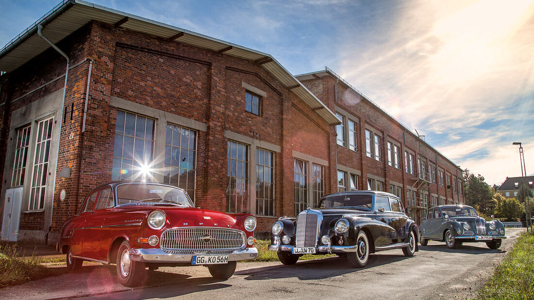 BMW 502, Mercedes 300, Opel Kapitän, Gruppenbild