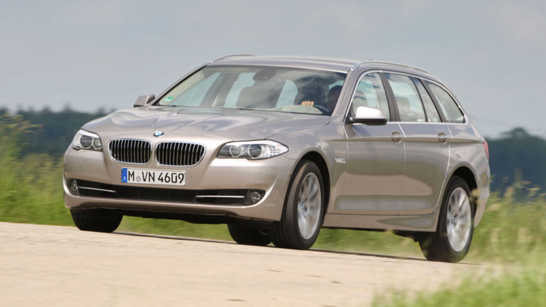 BMW 5er Touring: Hinterachse mit Niveauregulierung und
