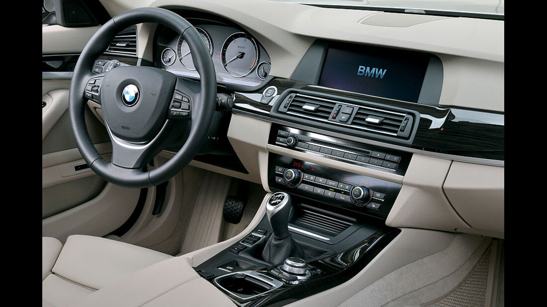 BMW 520d Touring, Cockpit