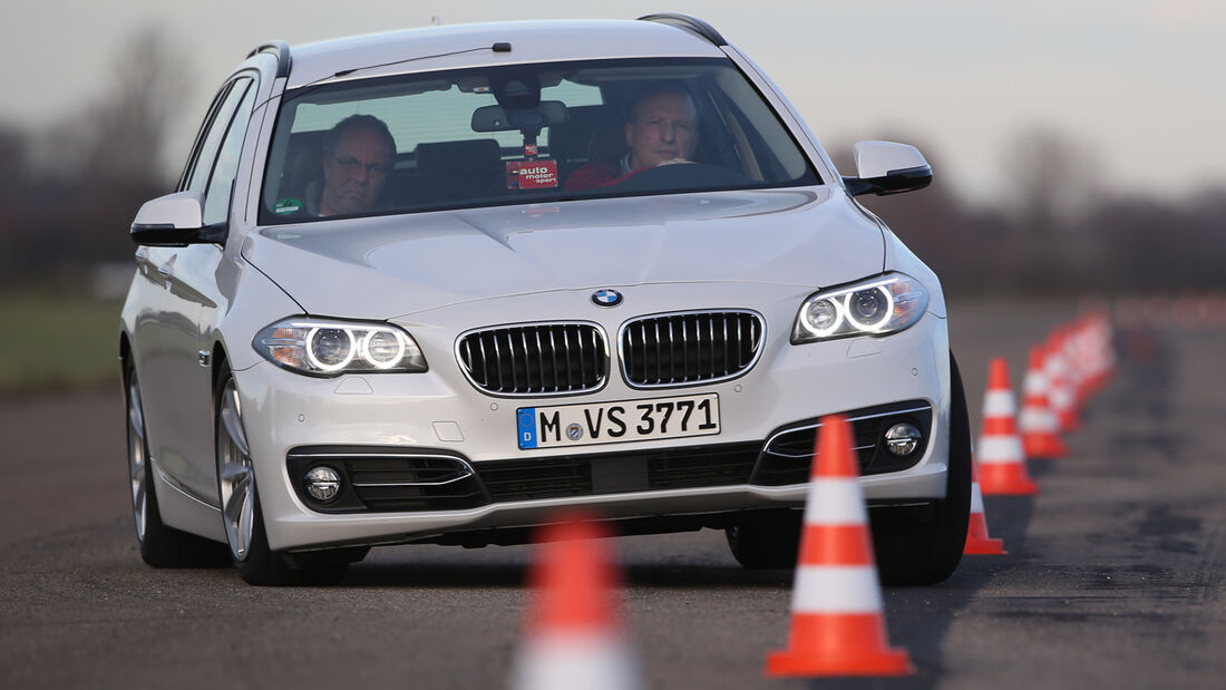 BMW 520d Touring, Frontansicht, Slalom