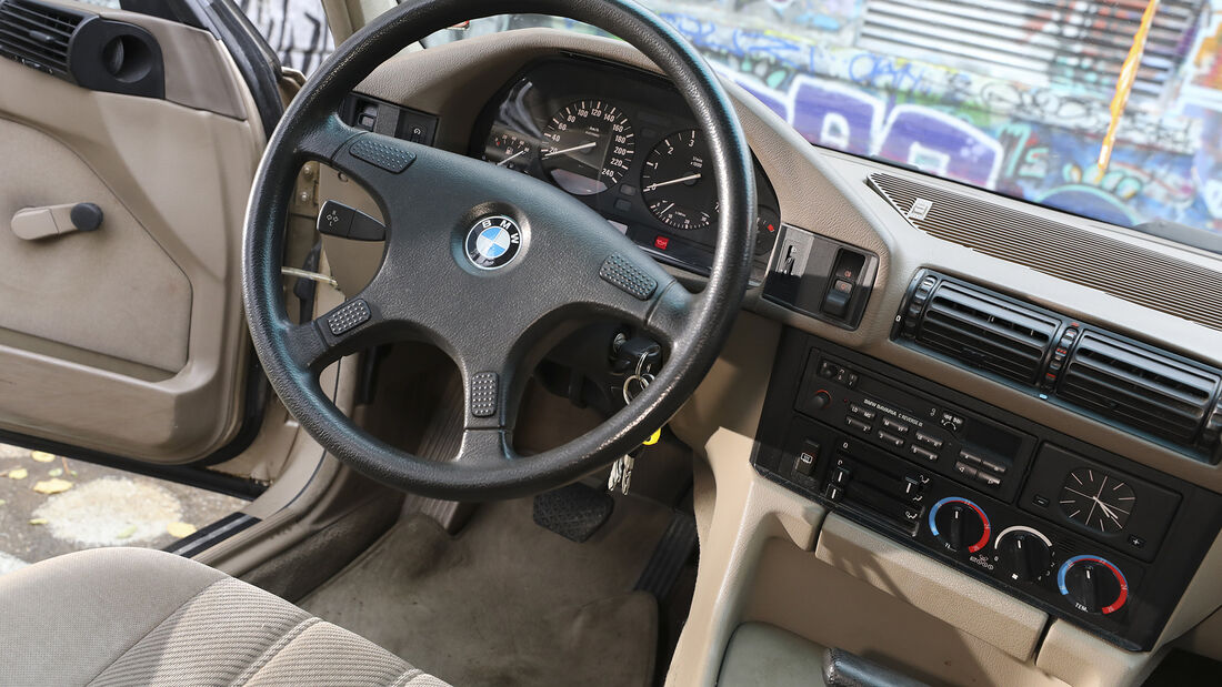 BMW 520i 24V, Interieur