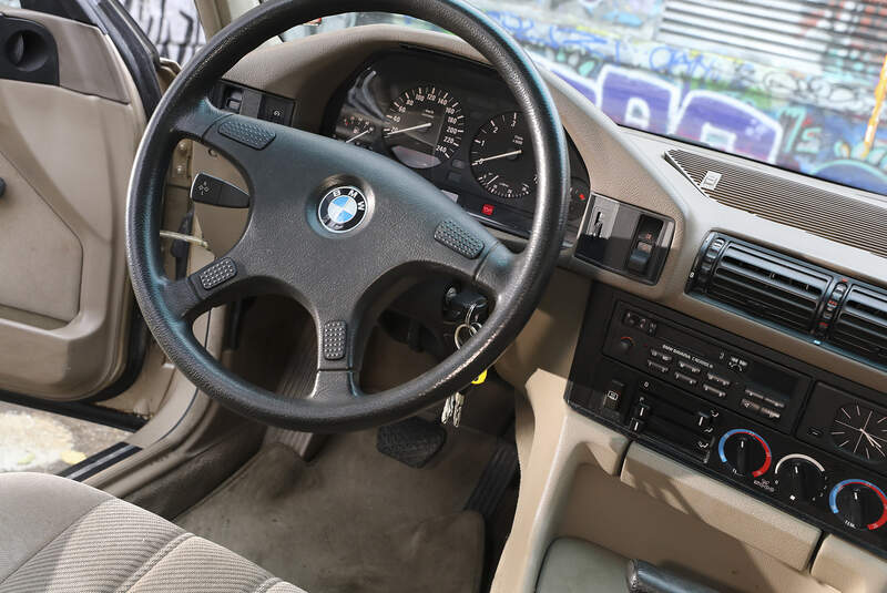 BMW 520i 24V, Interieur