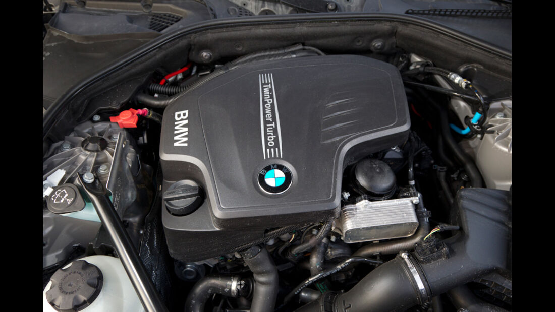 BMW 520i Touring, Motor
